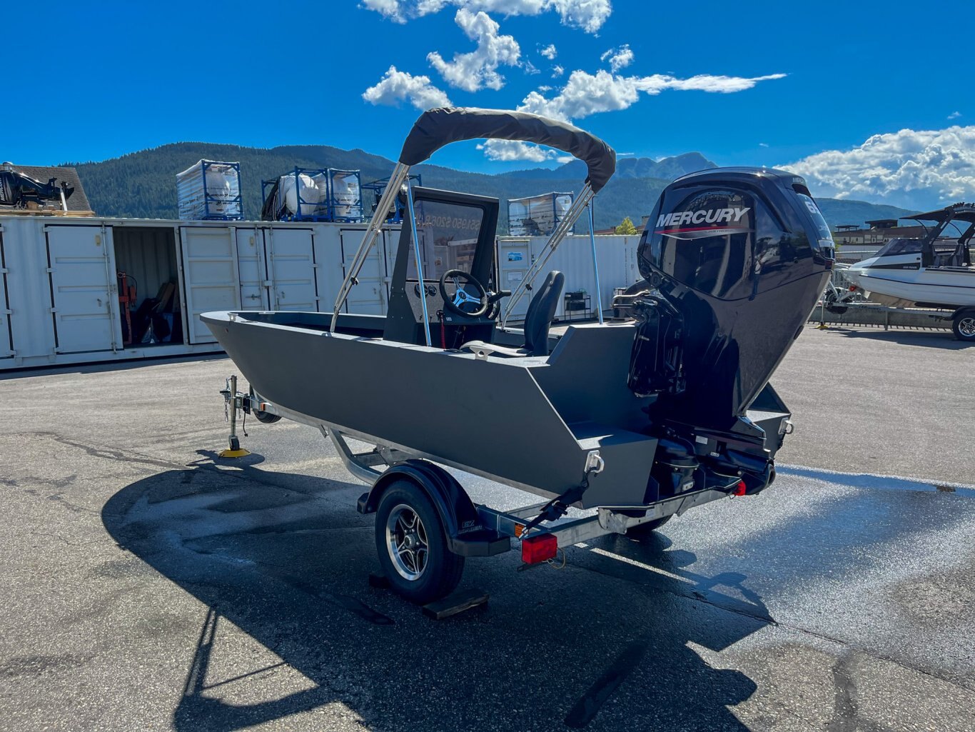 2025 Coyote 165 Otter