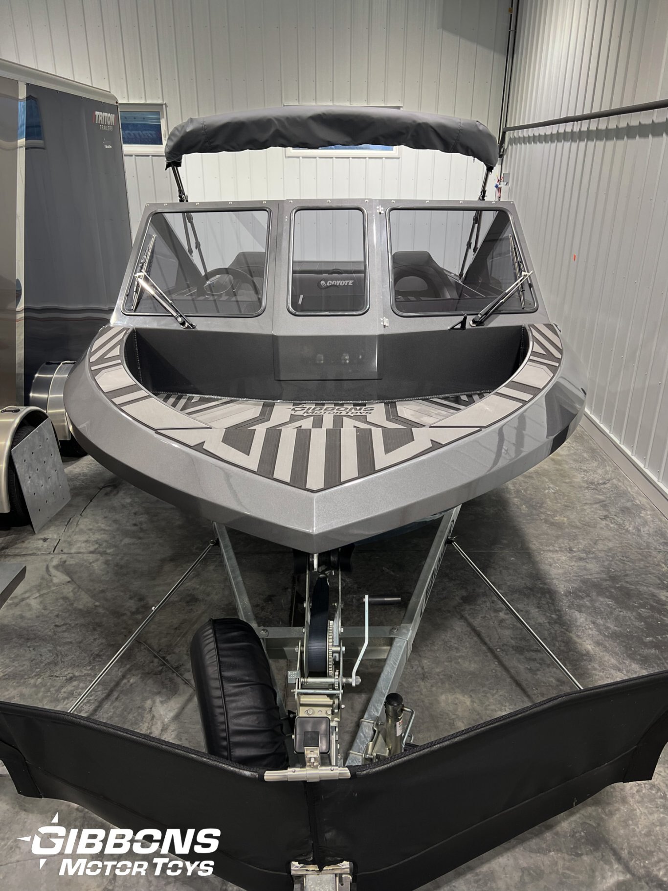 2024 Coyote 190 Predator RB w/ Custom Stepped Hull (Demo)