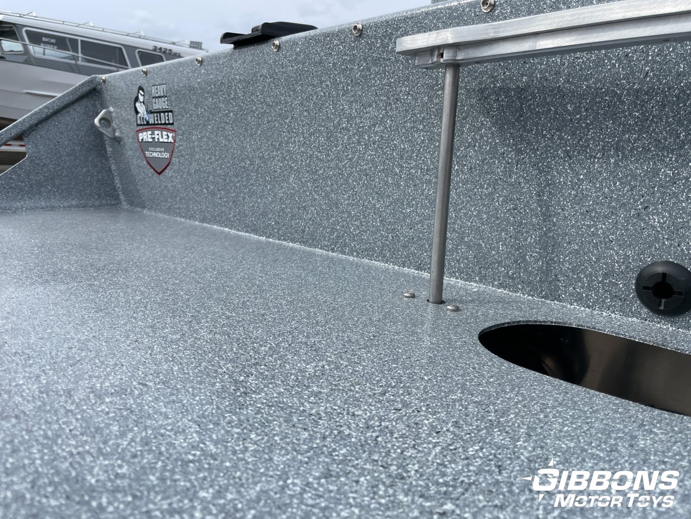 2025 KingFisher 2175 Extreme Shallow