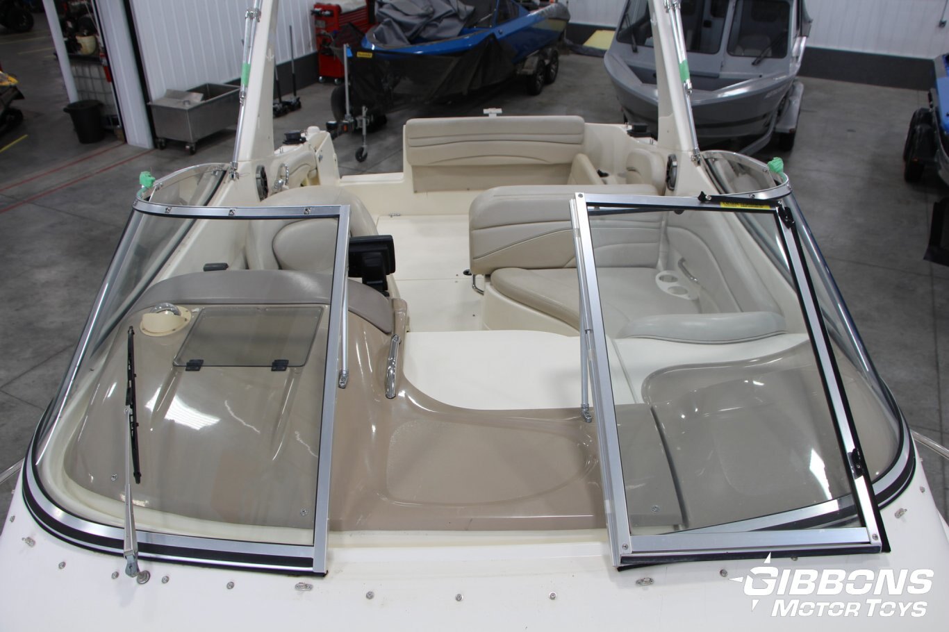 2006 Larson 260 Cabrio
