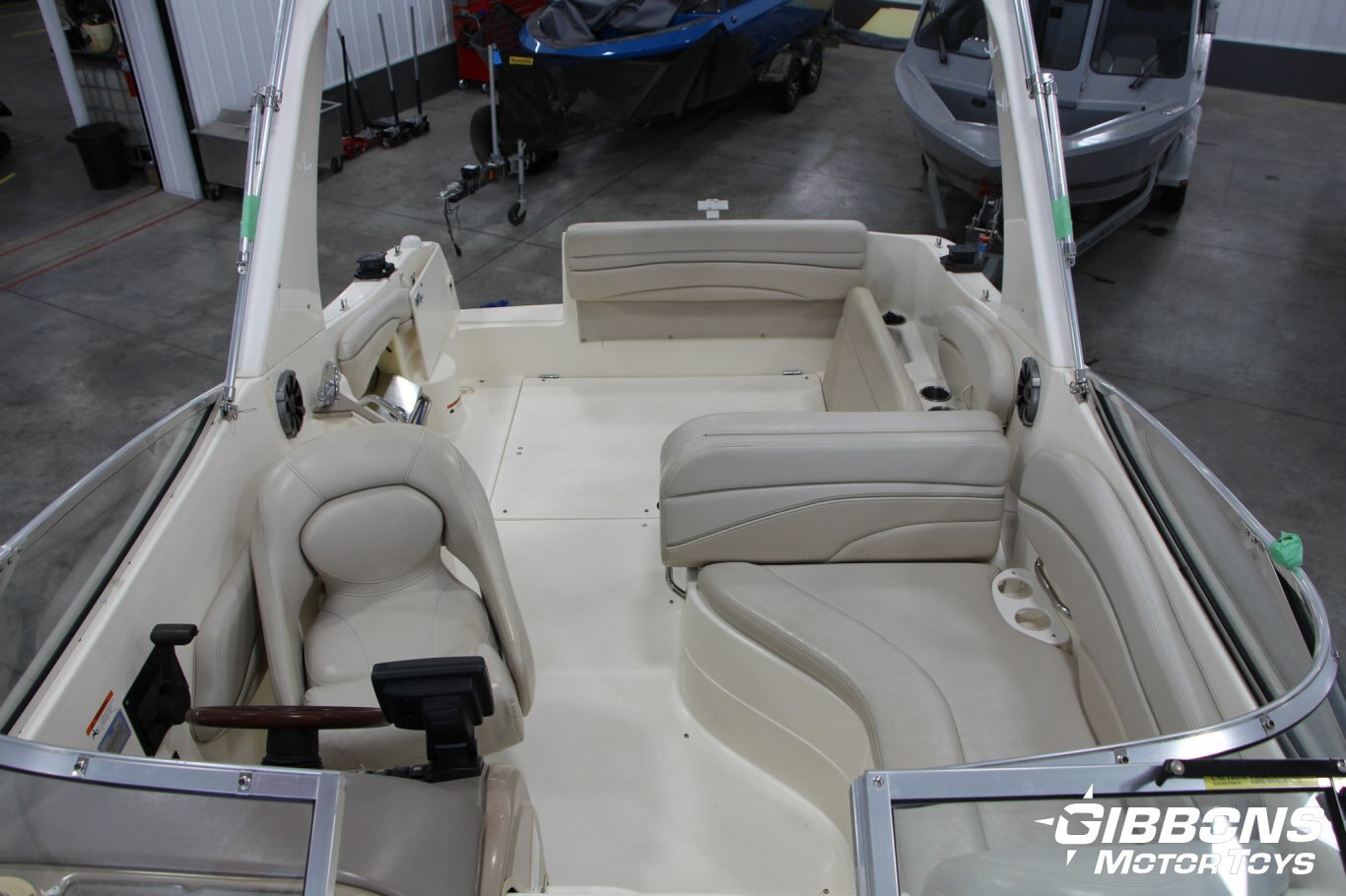2006 Larson 260 Cabrio