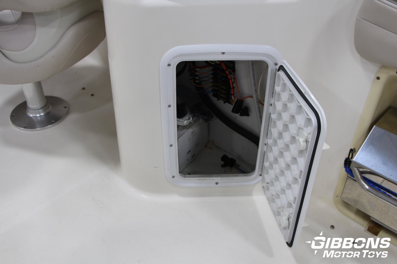 2006 Larson 260 Cabrio