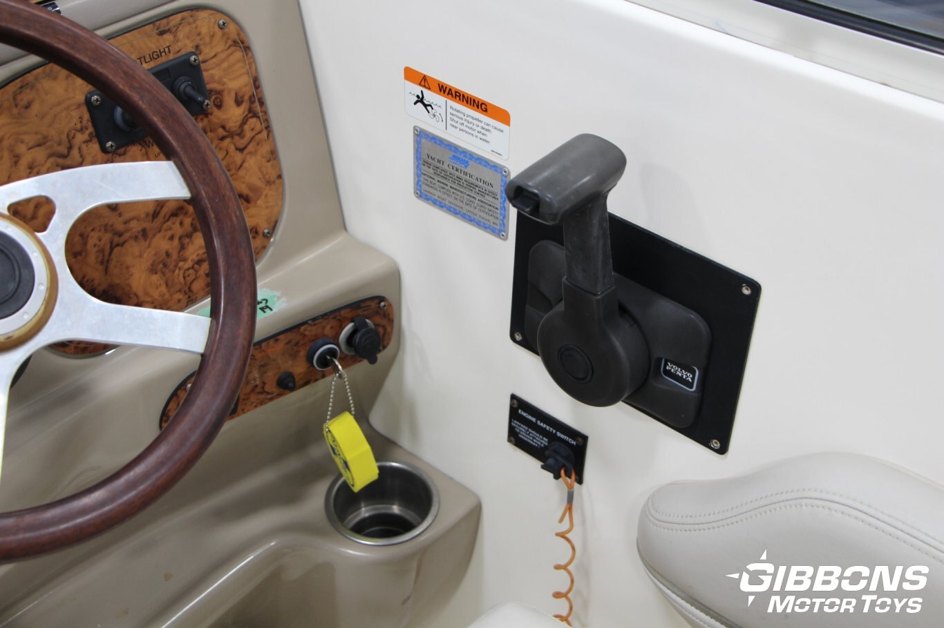 2006 Larson 260 Cabrio