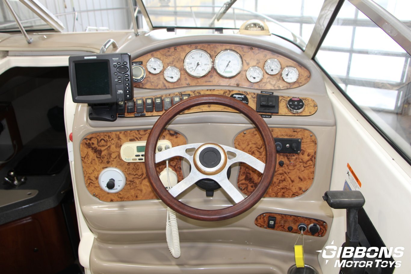 2006 Larson 260 Cabrio