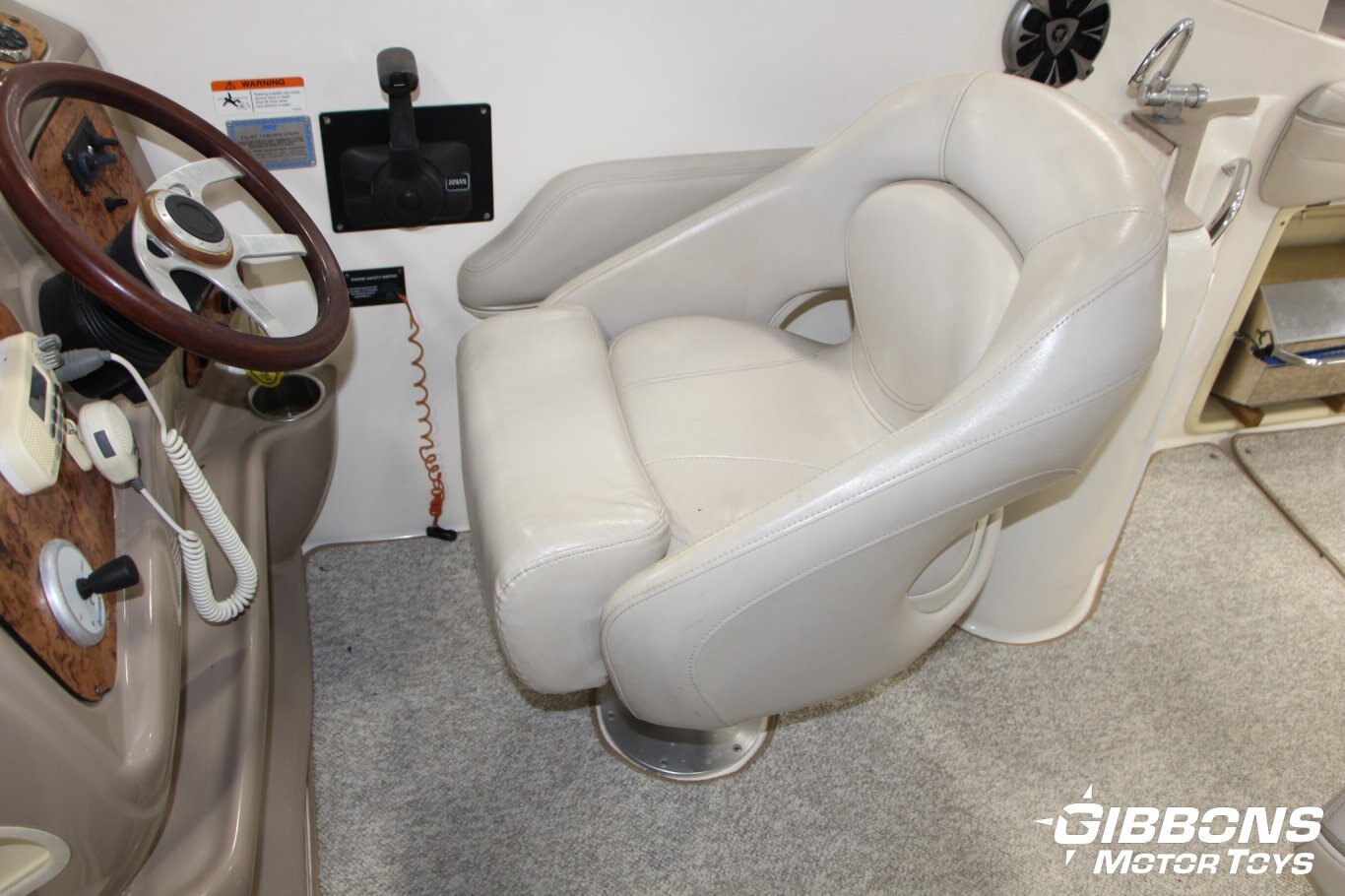 2006 Larson 260 Cabrio