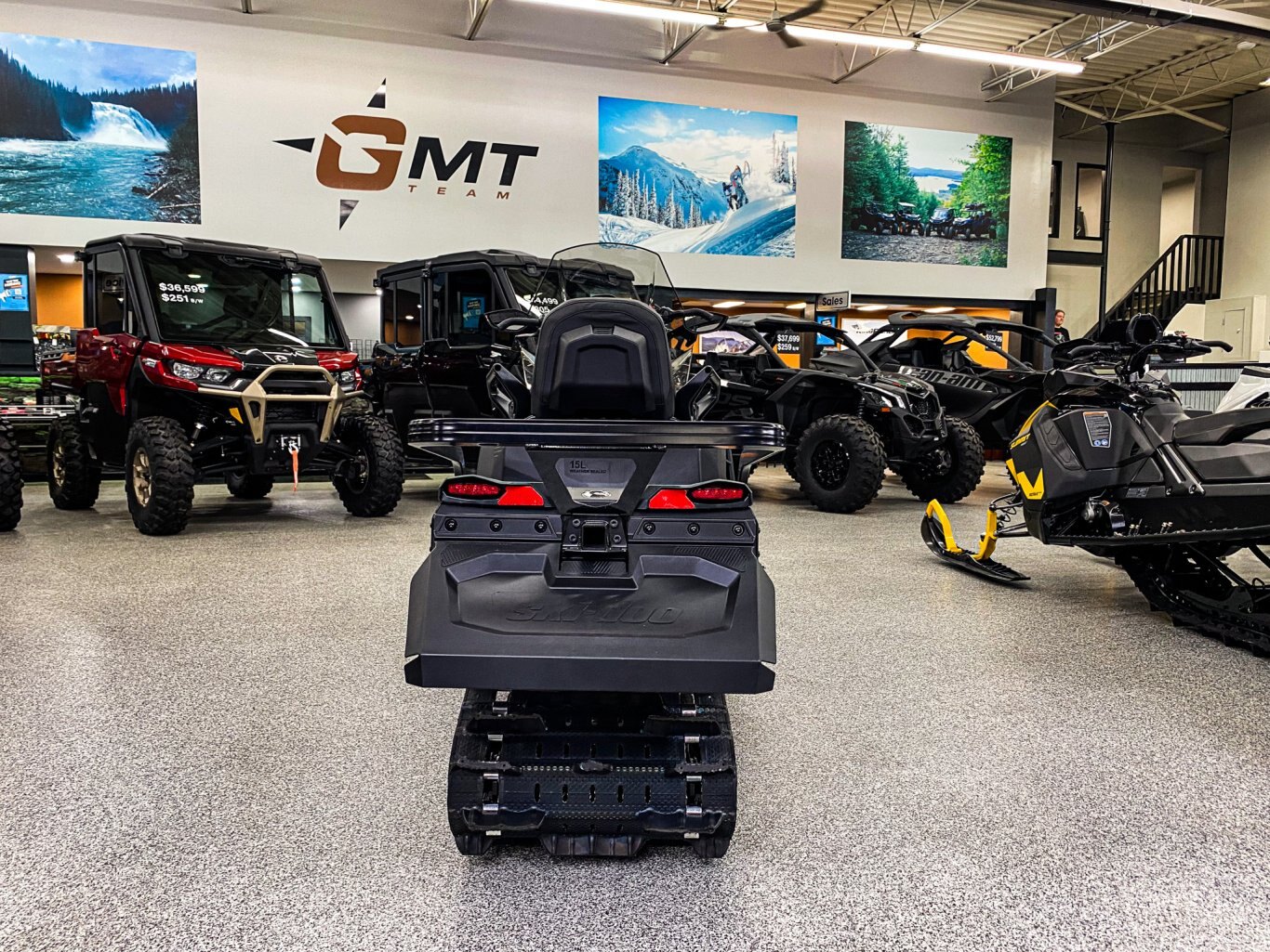 2026 Ski Doo Skandic LE Rotax® 900 ACE™ Catalyst Grey