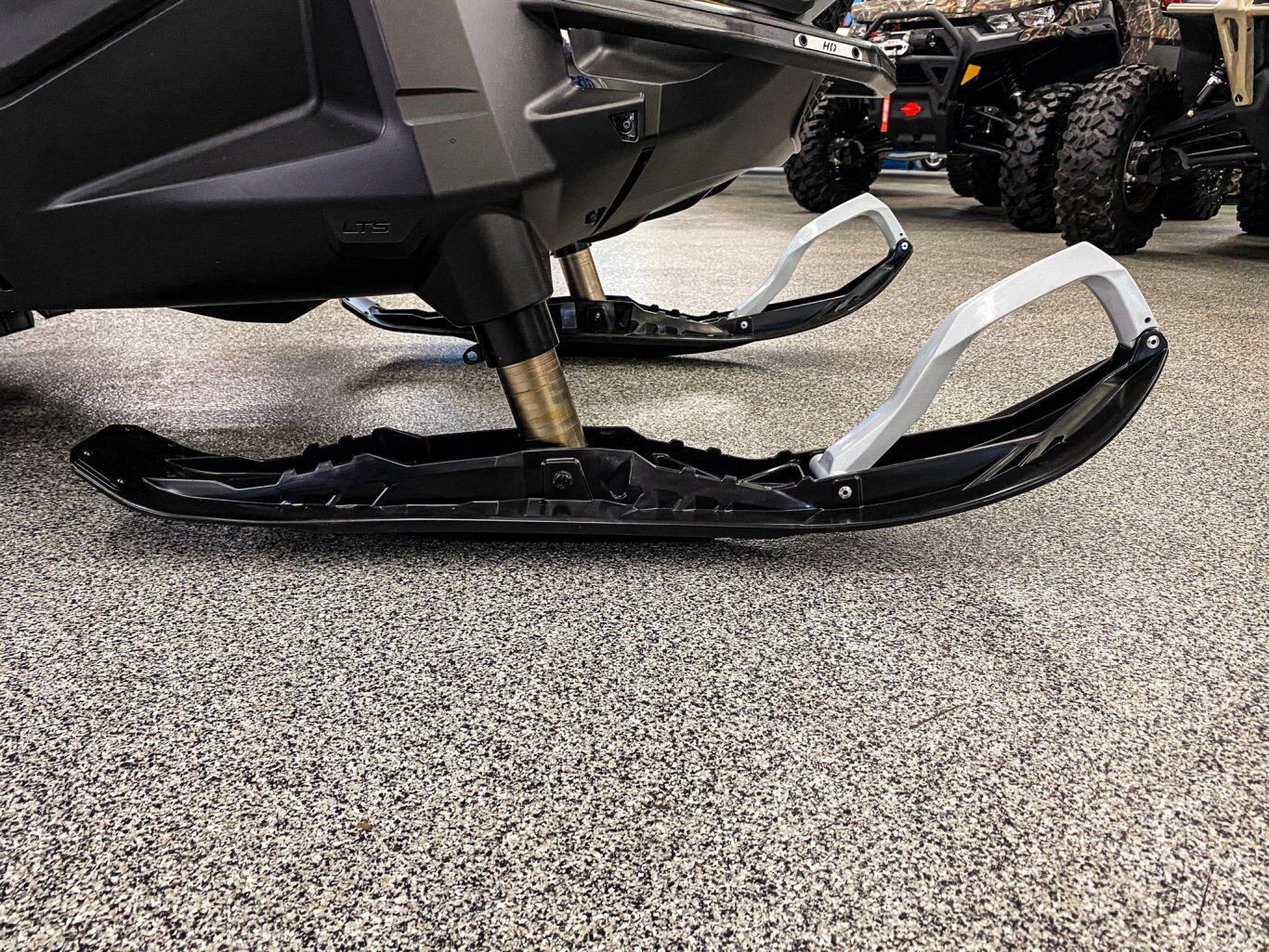 2026 Ski Doo Skandic LE Rotax® 900 ACE™ Catalyst Grey