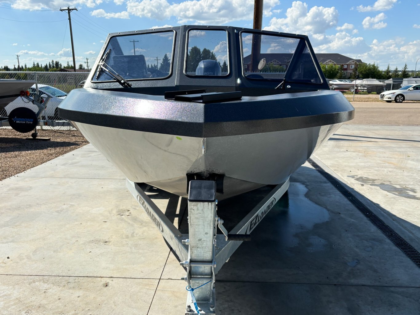 2023 Coyote 180 Slash