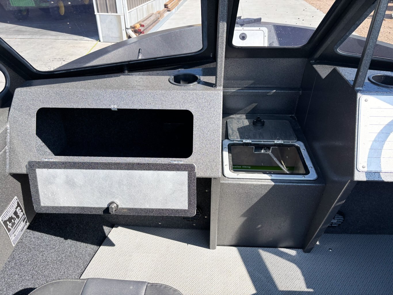 2023 Coyote 180 Slash