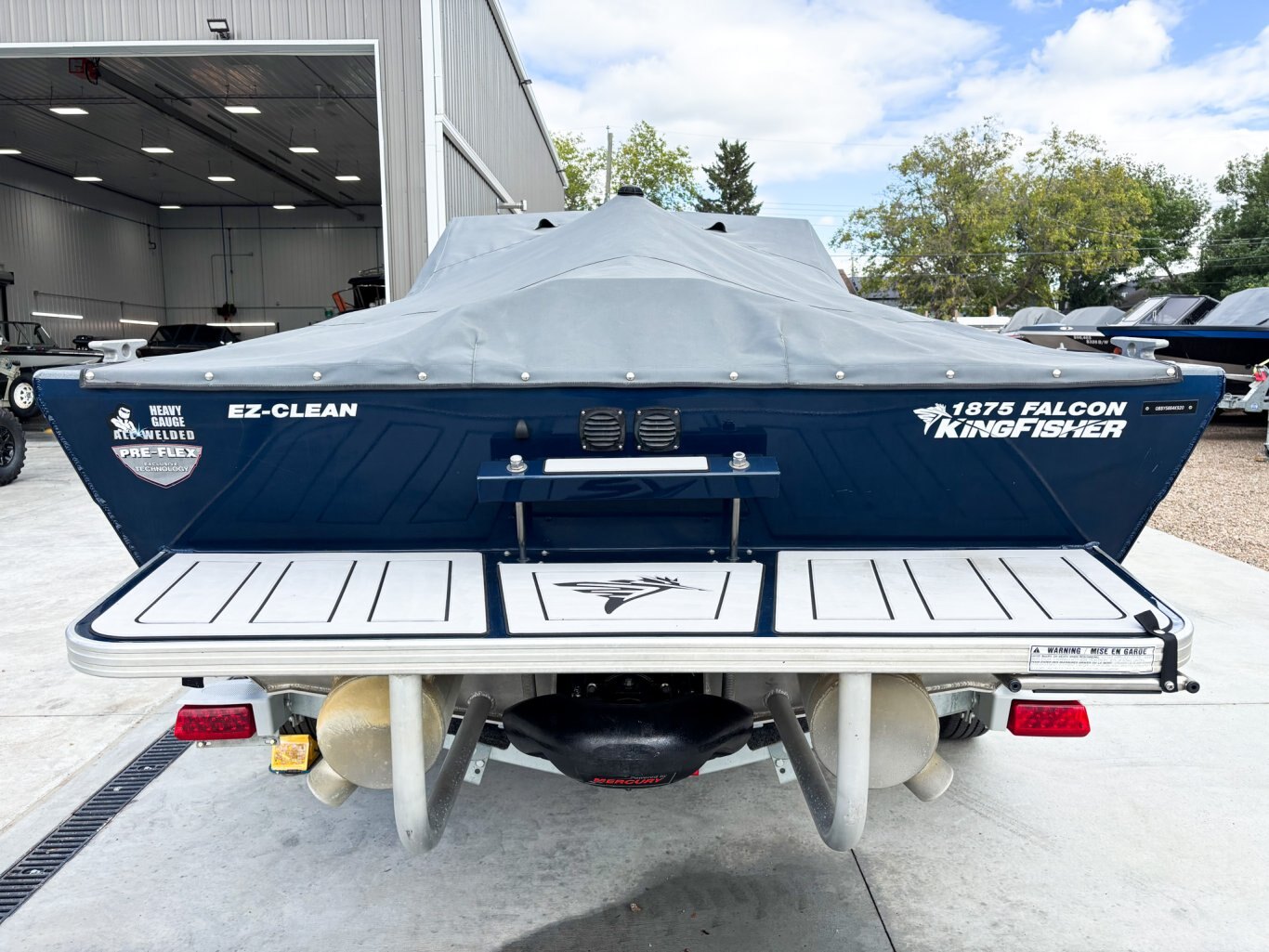 2020 KingFisher 1875 Falcon