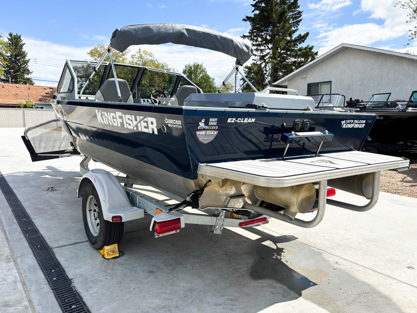 2020 KingFisher 1875 Falcon