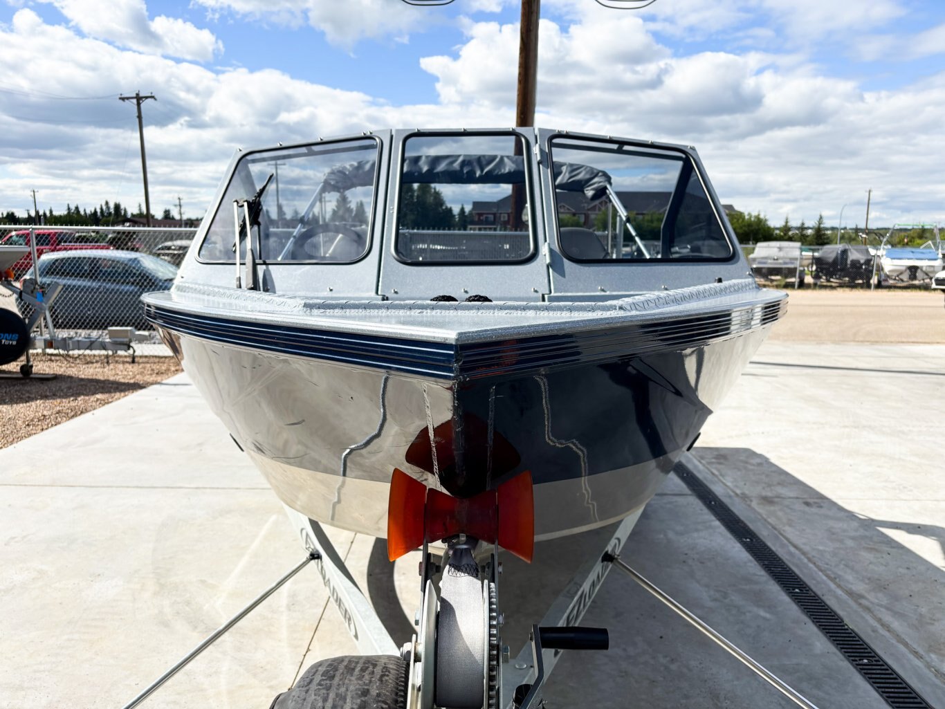 2020 KingFisher 1875 Falcon