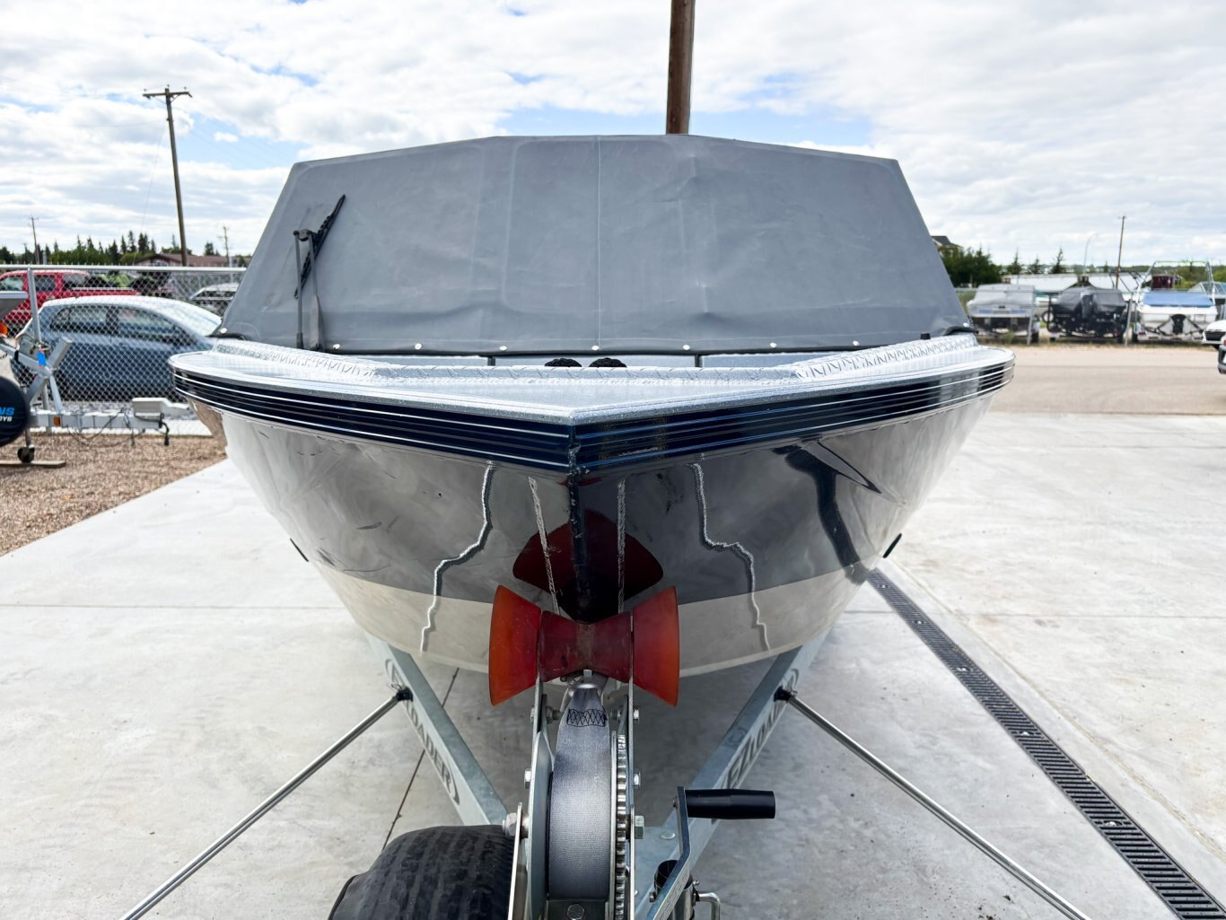 2020 KingFisher 1875 Falcon