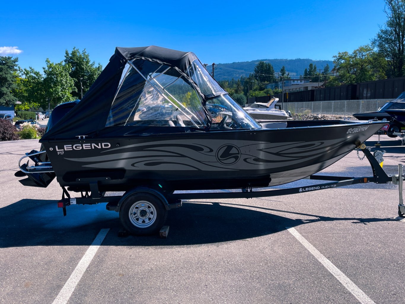 2023 Legend F17