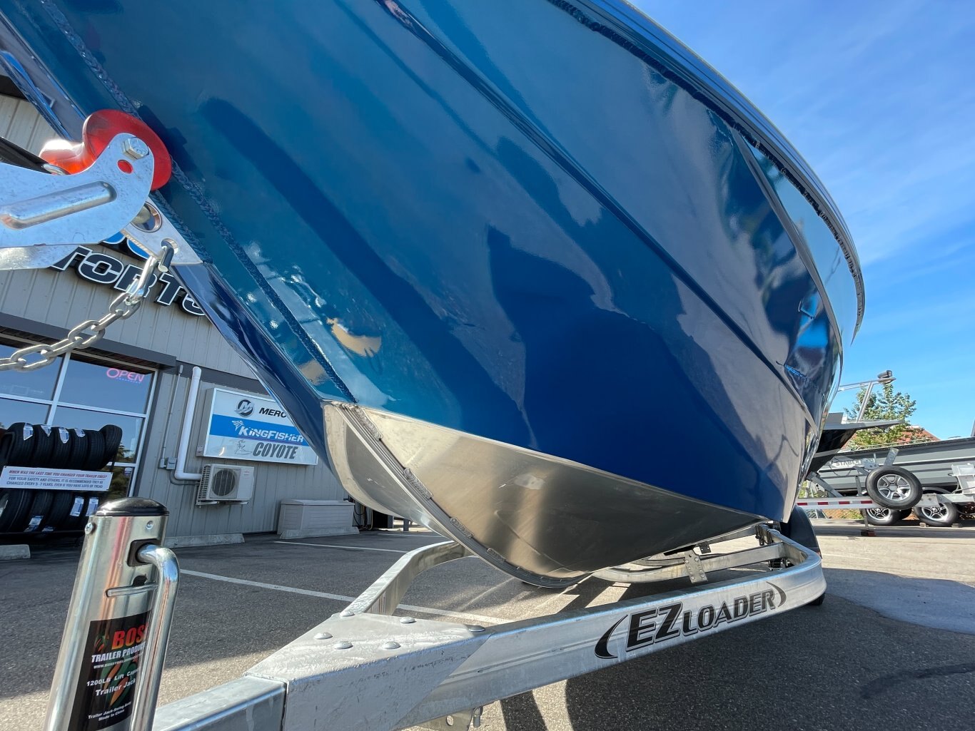 2026 KingFisher 1825 Warrior Tiller