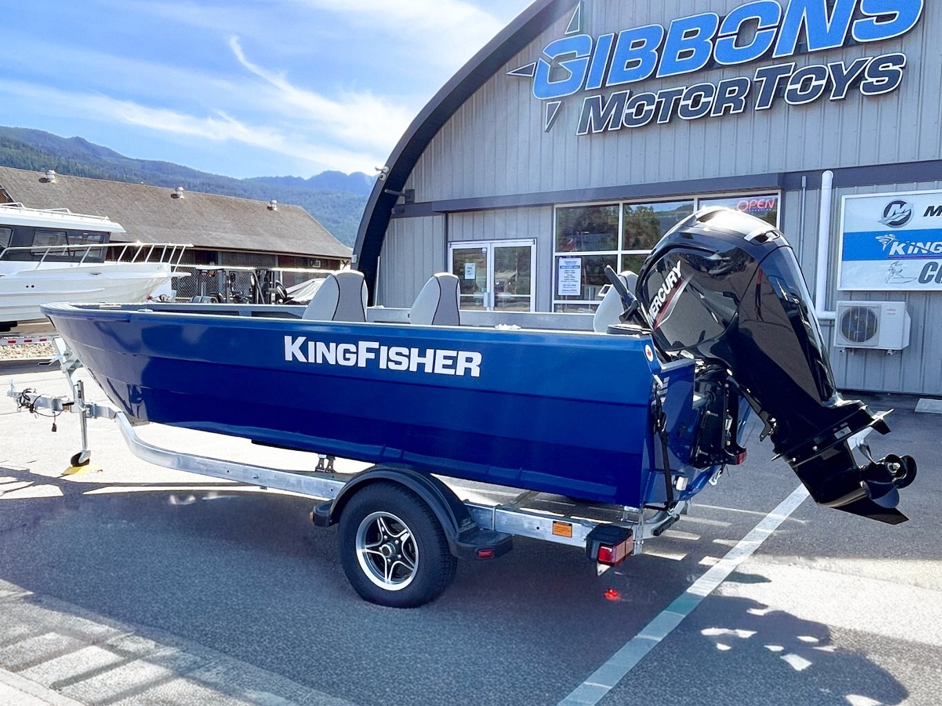 2026 KingFisher 1825 Warrior Tiller