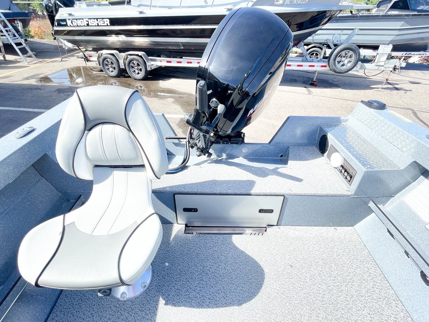 2026 KingFisher 1825 Warrior Tiller