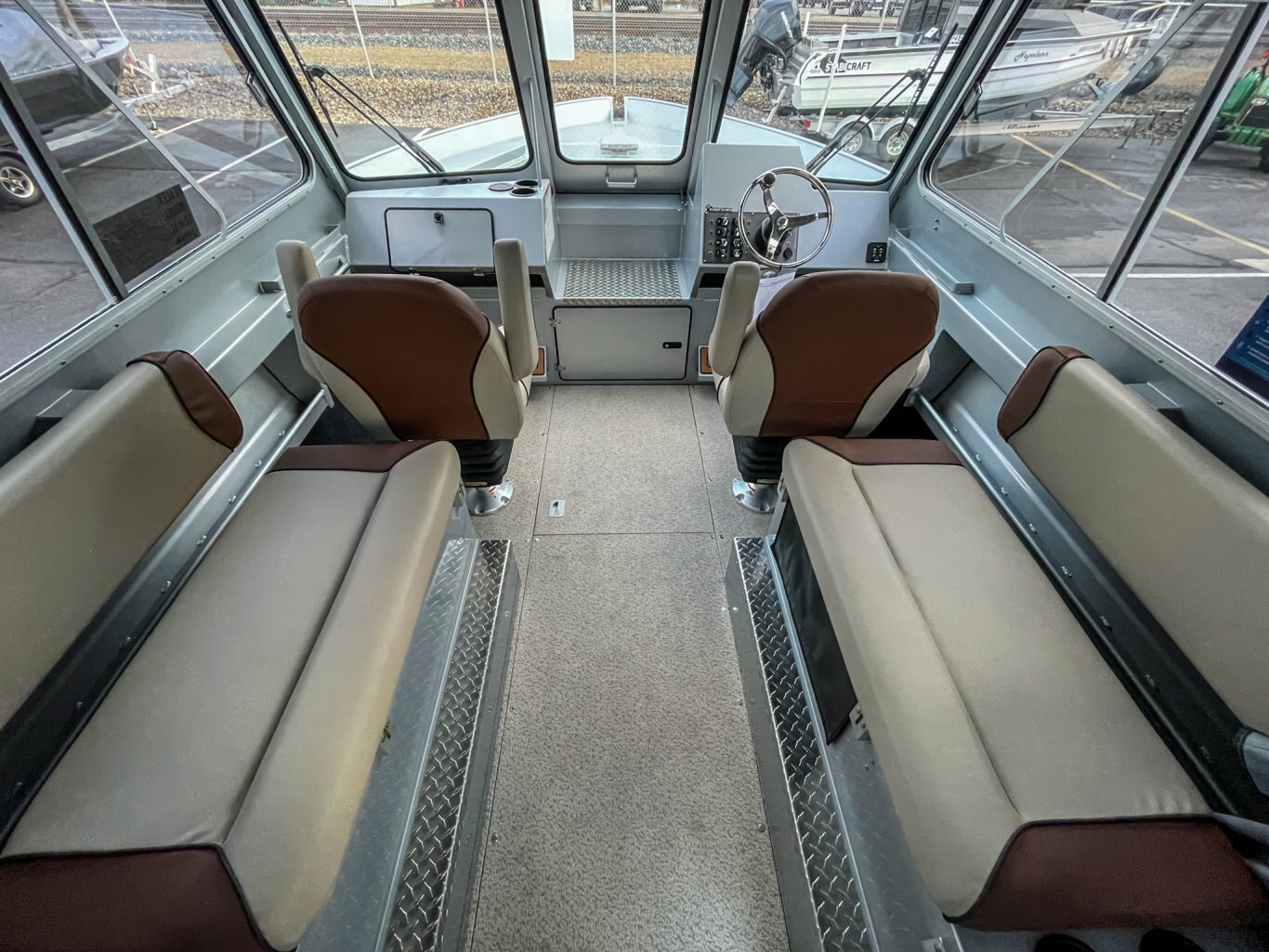 2026 Kingfisher 2425 Escape HT