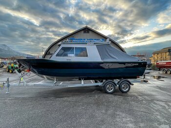 2026 Kingfisher 2425 Escape HT