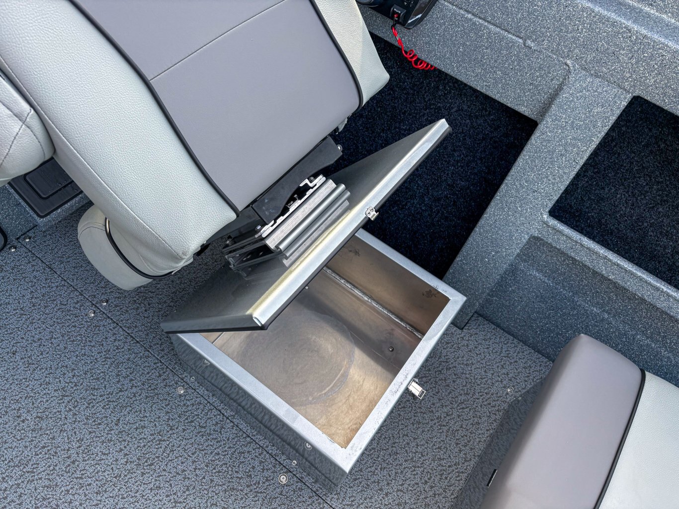 2026 KingFisher 2025 Escape