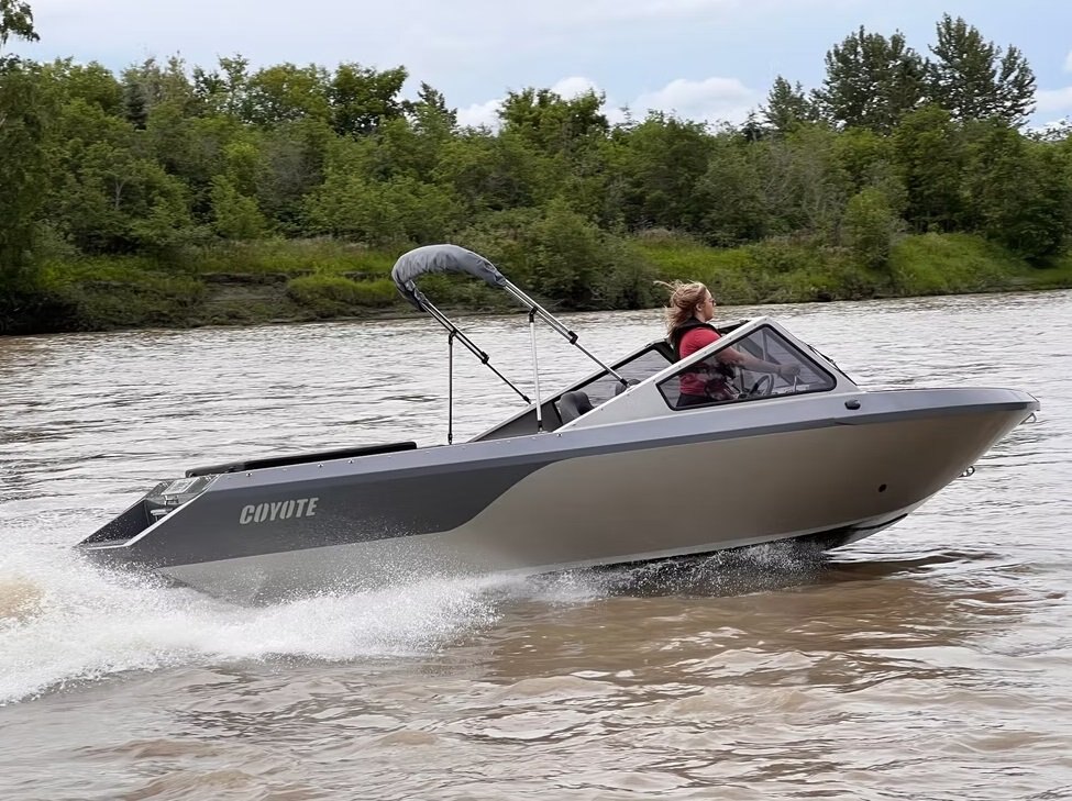 2026 Coyote 190 predator