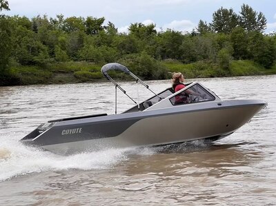 2026 Coyote 190 predator