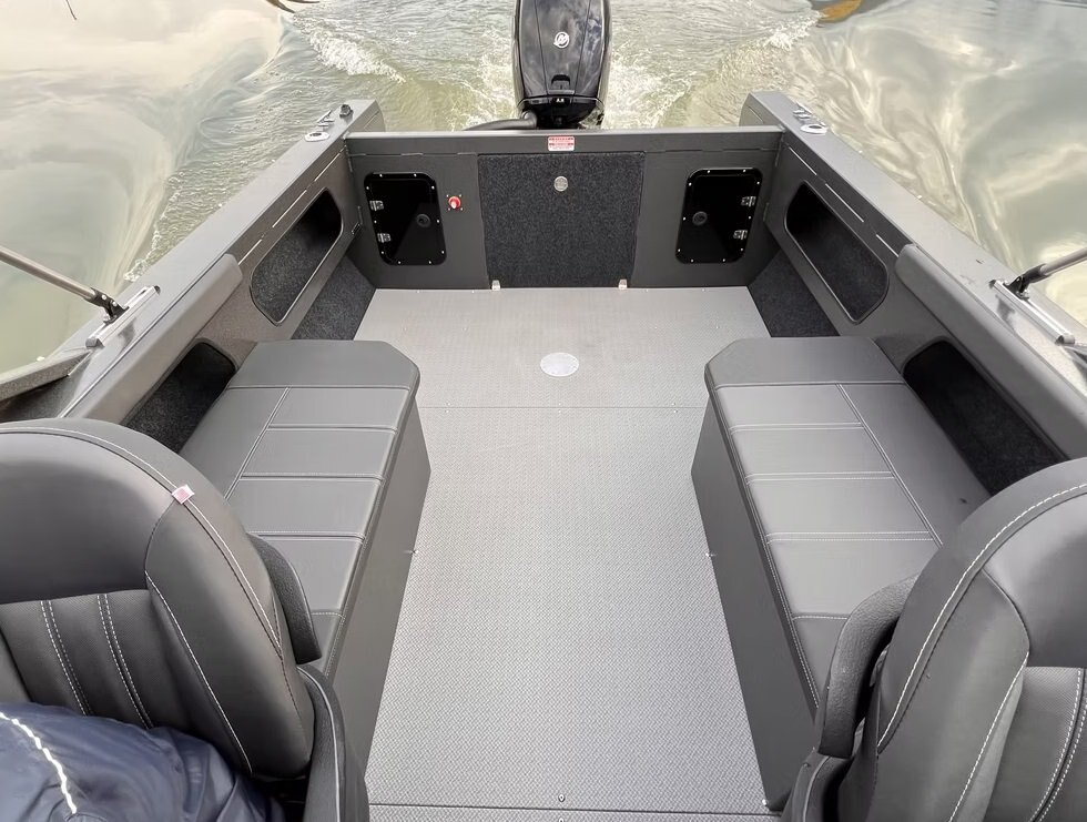 2026 Coyote 195 Laker