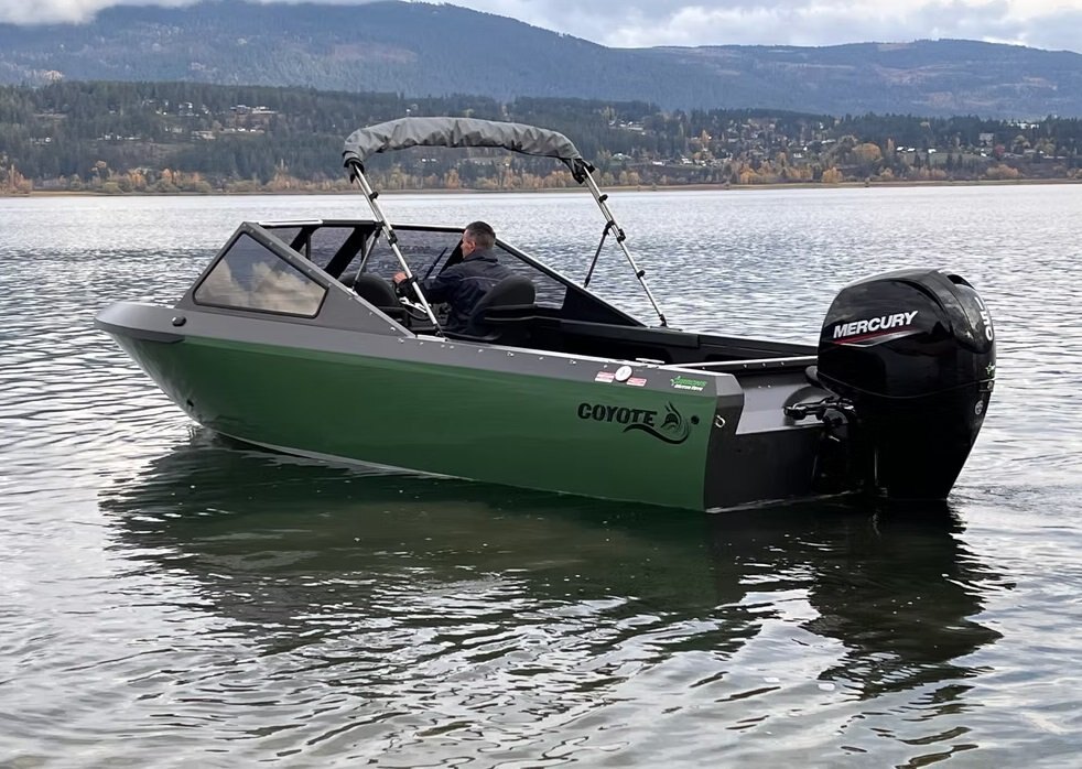 2026 Coyote 195 Laker