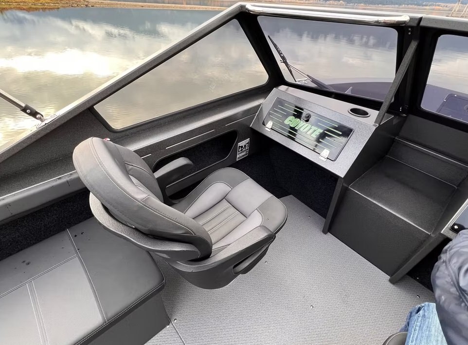 2026 Coyote 195 Laker