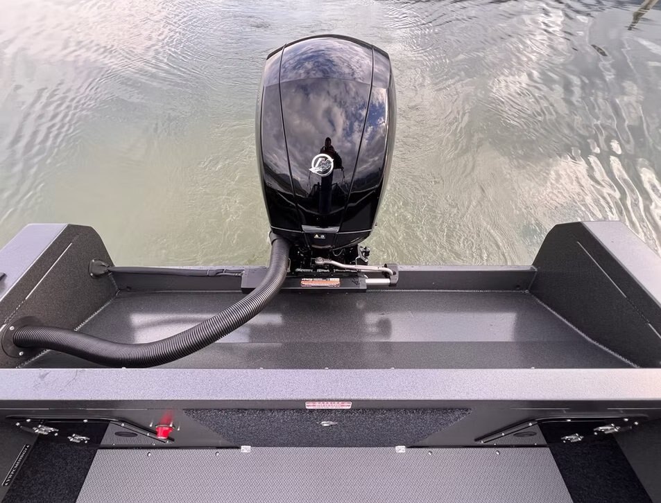 2026 Coyote 195 Laker