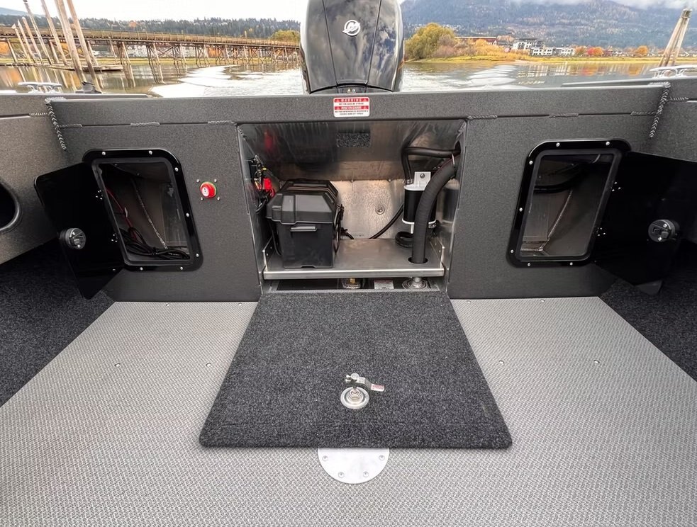 2026 Coyote 195 Laker