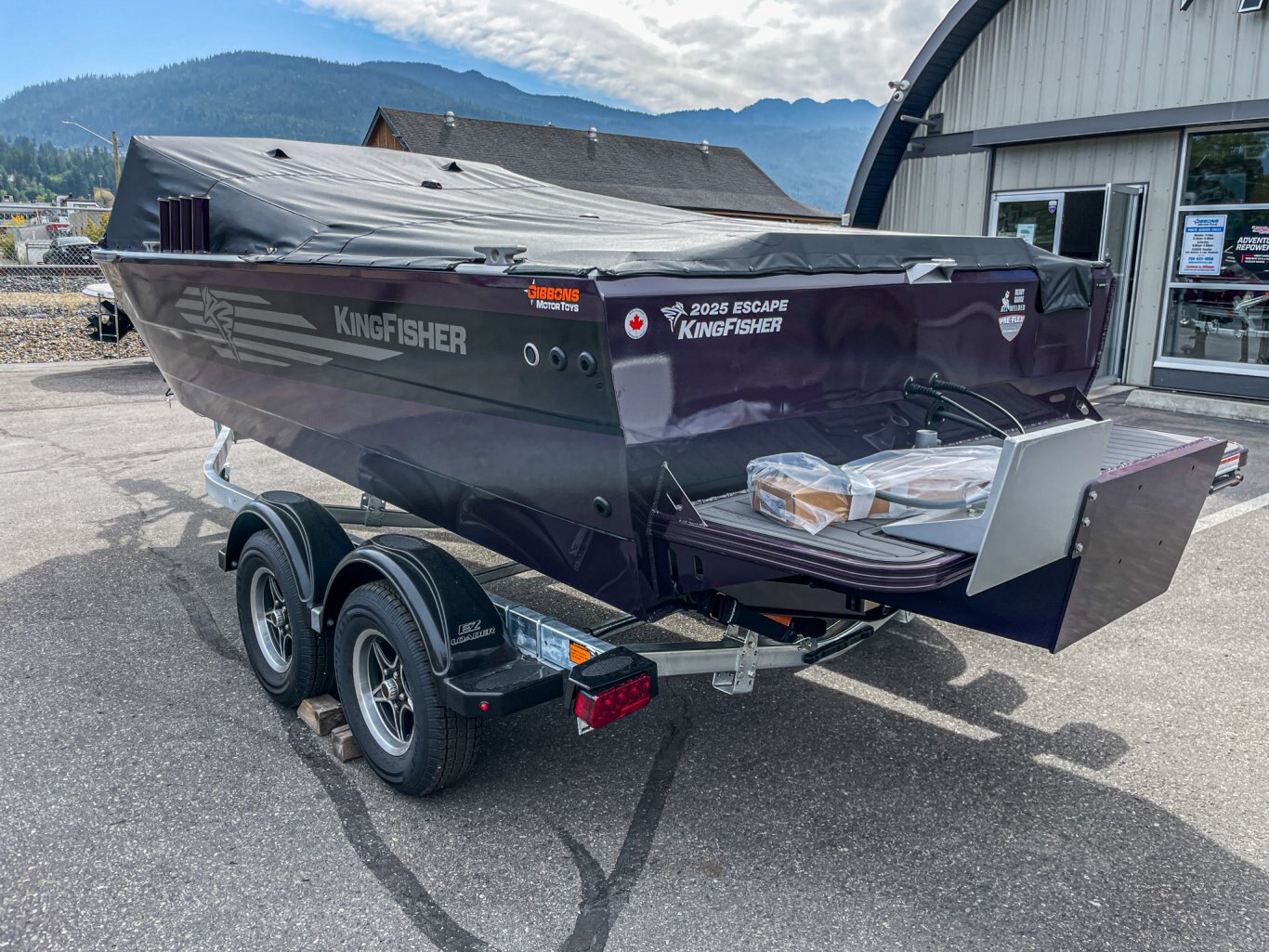 2026 KingFisher 2025 Escape