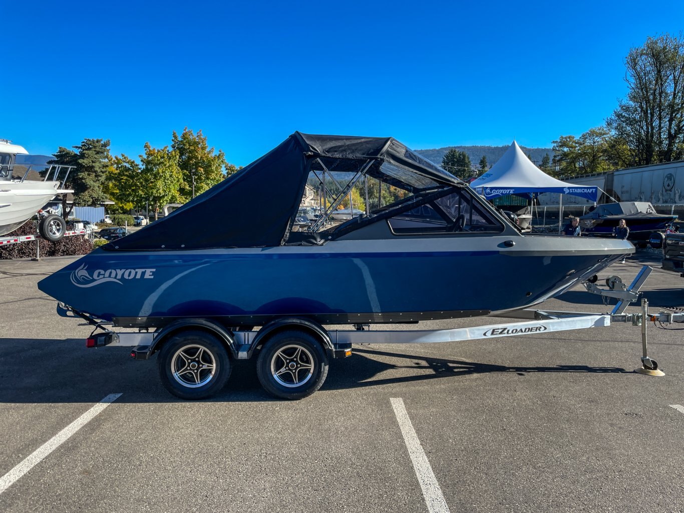 2026 Coyote 190 Predator Rear Bench