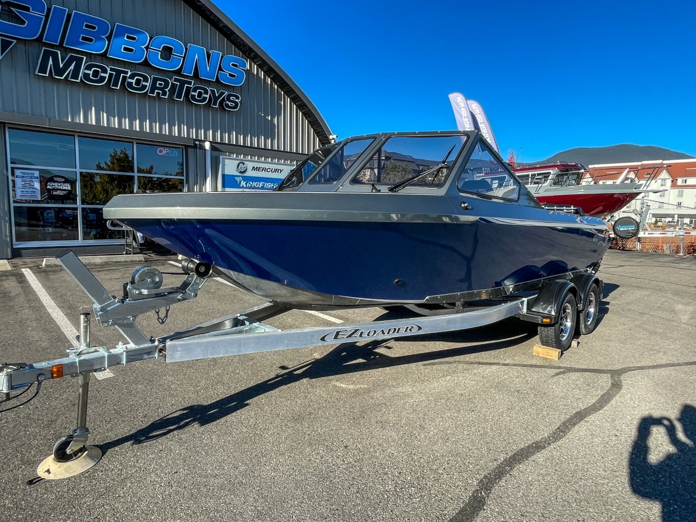 2026 Coyote 190 Predator Rear Bench