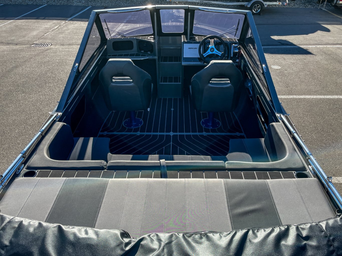 2026 Coyote 190 Predator Rear Bench