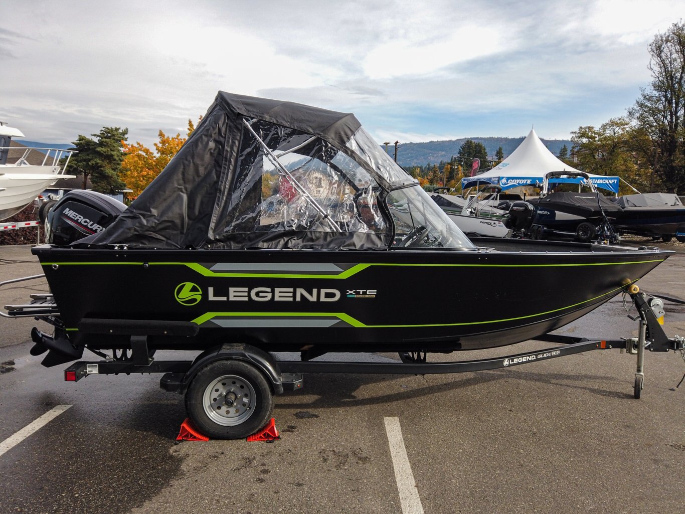 2023 Legend 18 XTE Sport