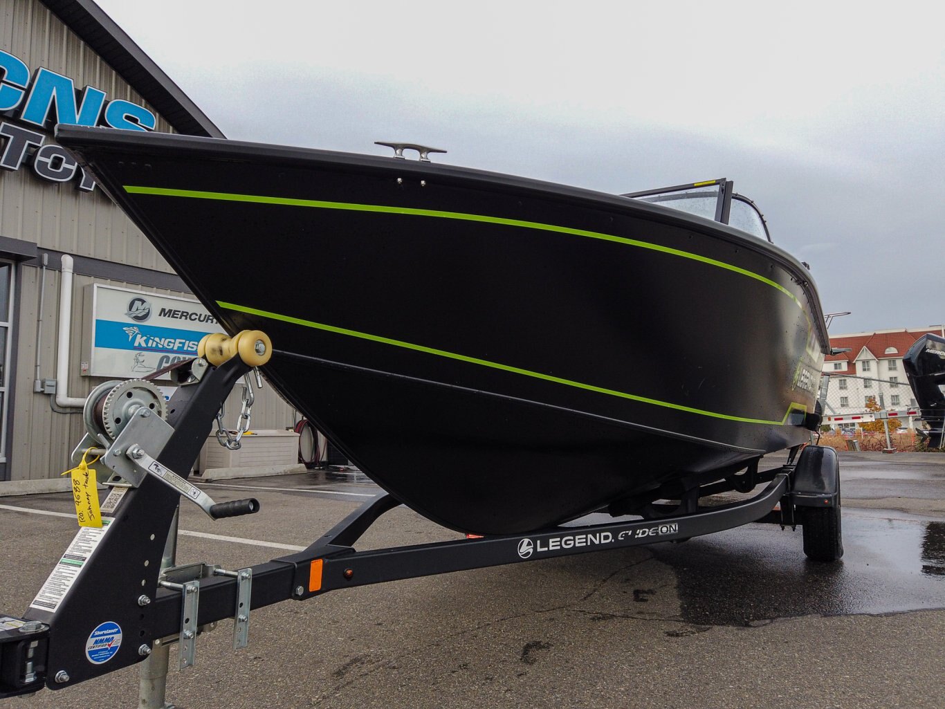 2023 Legend 18 XTE Sport