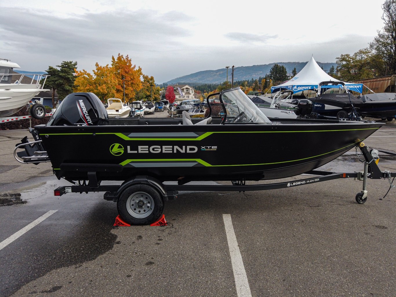 2023 Legend 18 XTE Sport