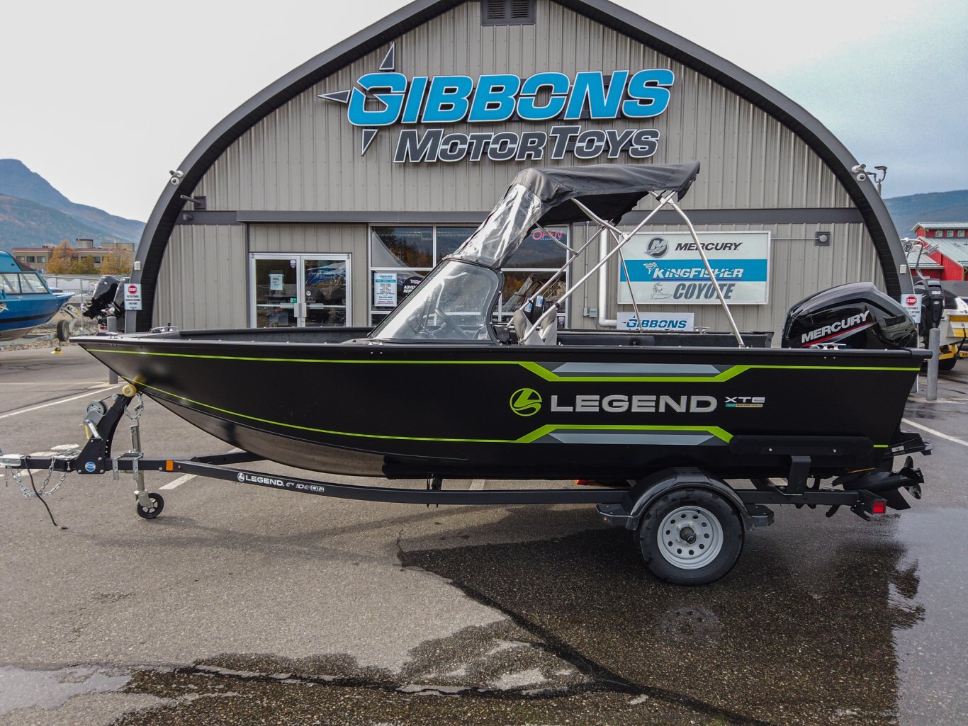 2023 Legend 18 XTE Sport