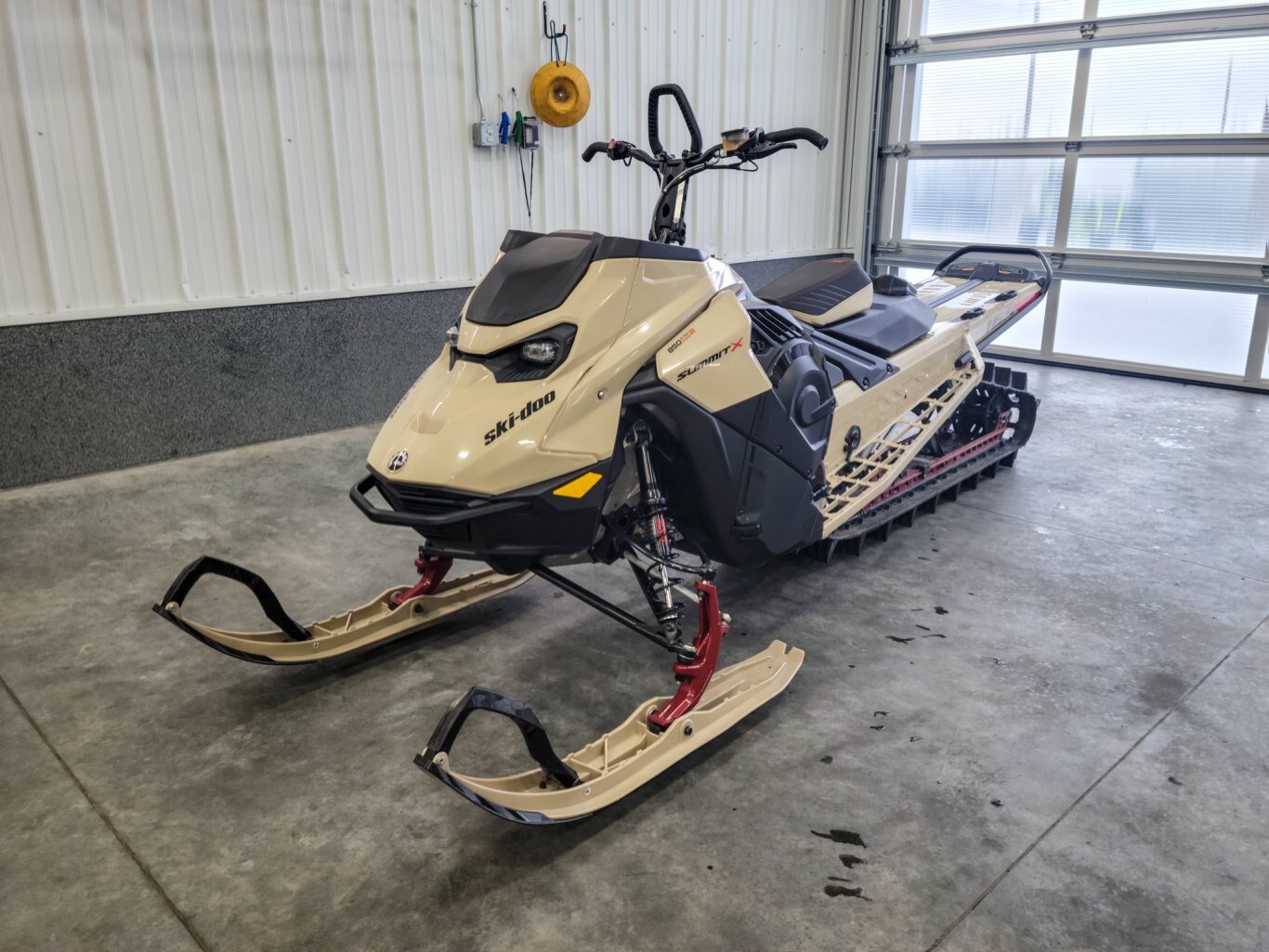 2024 Ski Doo Summit X 850 E TEC