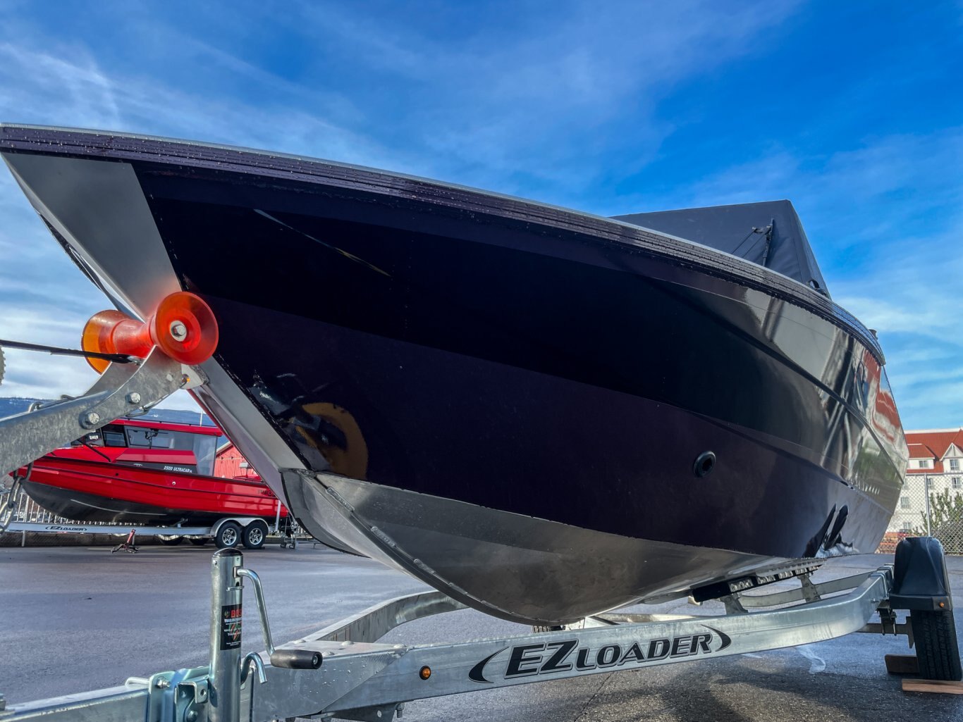 2026 Kingfisher 1825 Falcon