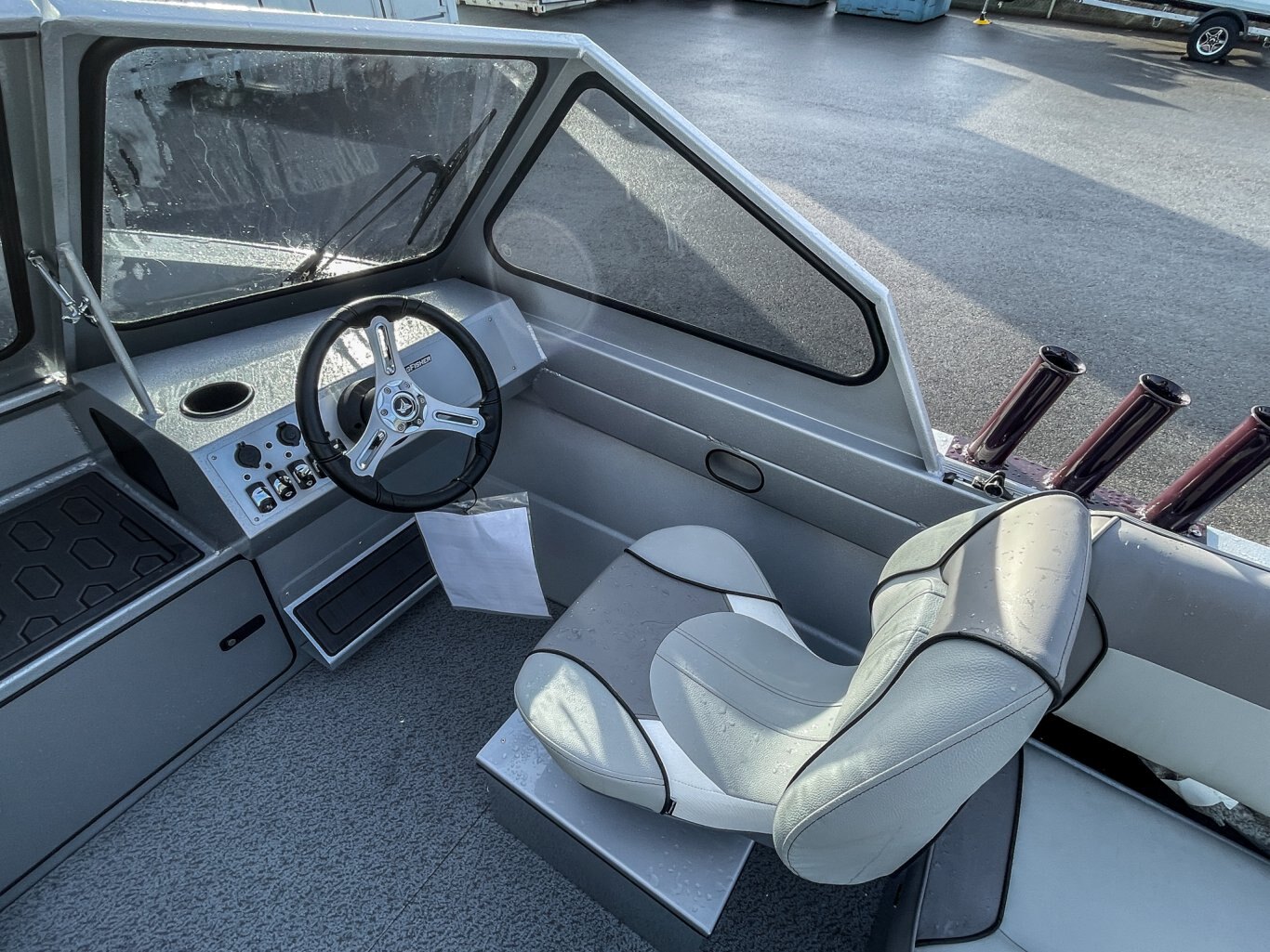 2026 Kingfisher 1825 Falcon