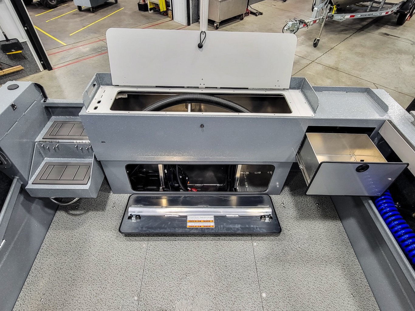 2026 Kingfisher 2025 Escape