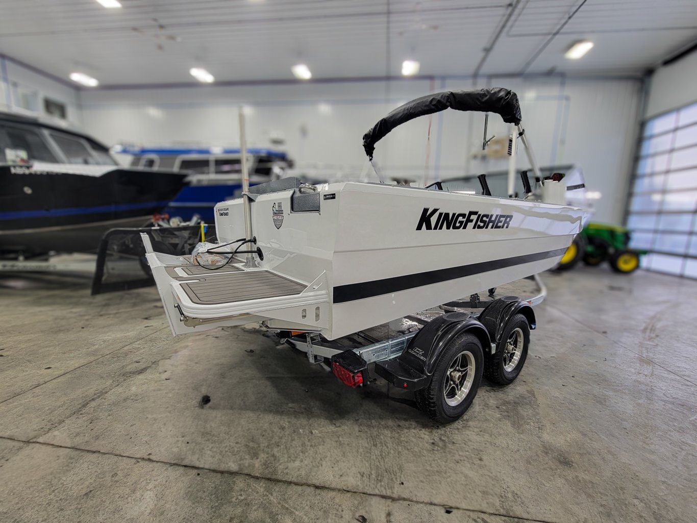 2026 Kingfisher 2025 Escape