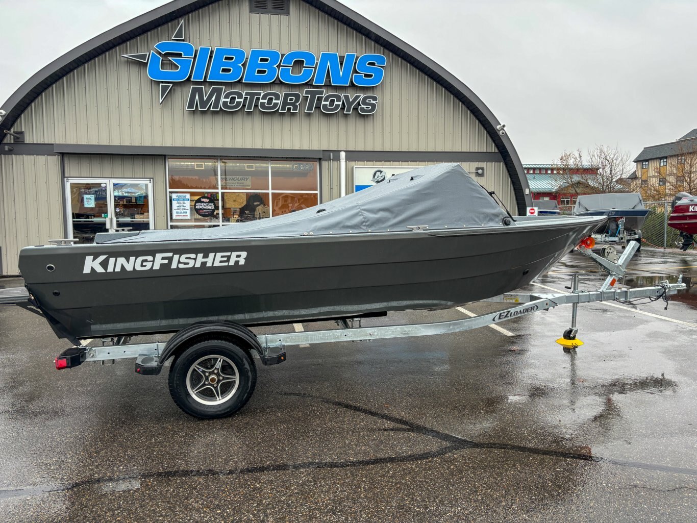 2026 Kingfisher 1825 Falcon