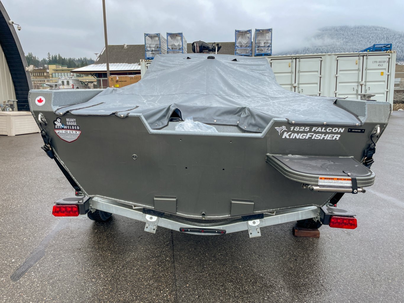 2026 Kingfisher 1825 Falcon