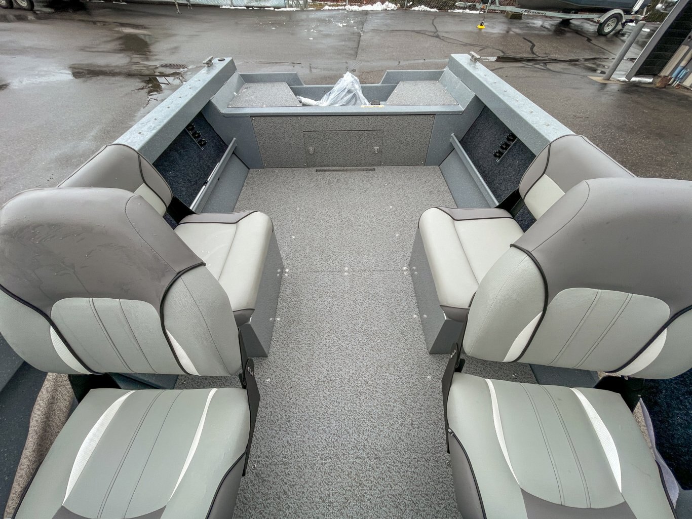 2026 Kingfisher 1825 Falcon