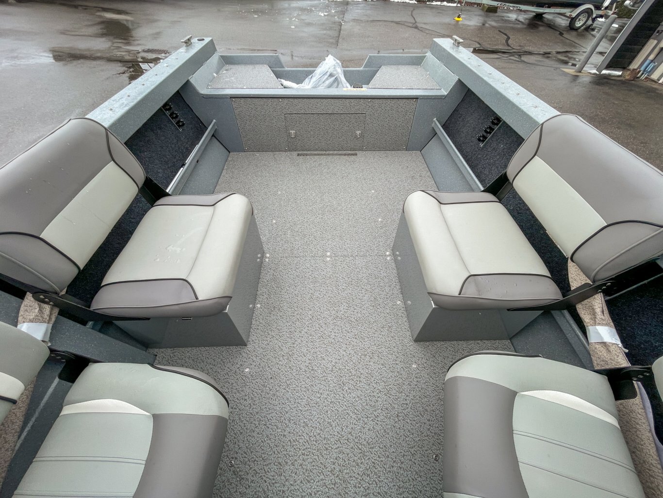 2026 Kingfisher 1825 Falcon