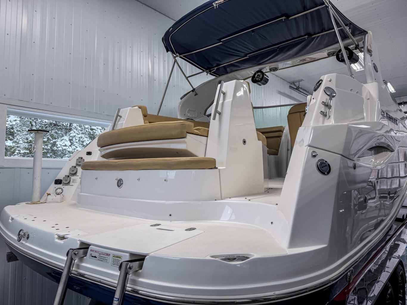 2010 Rinker 310
