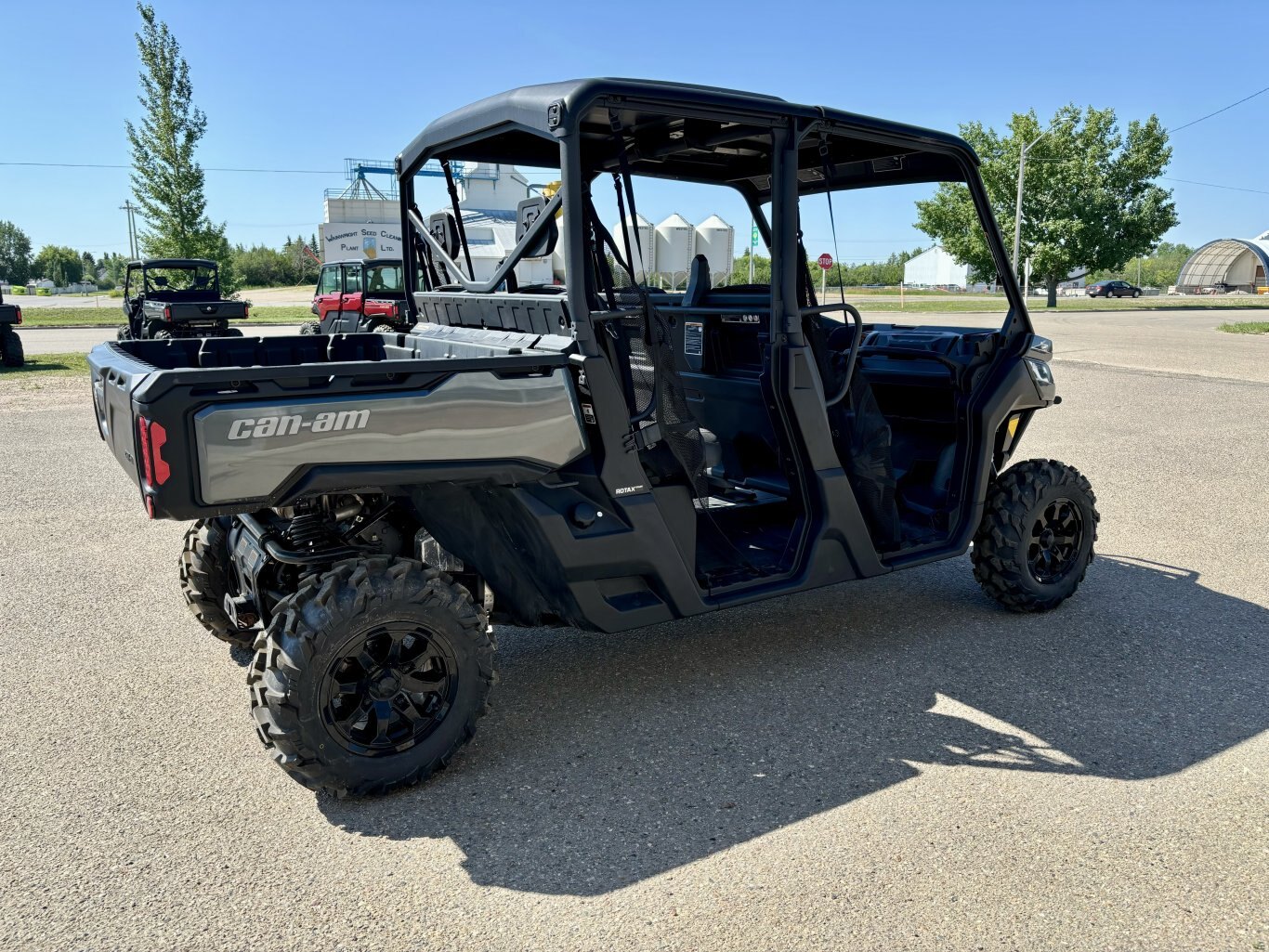 2024 Can Am Defender MAX XT HD10